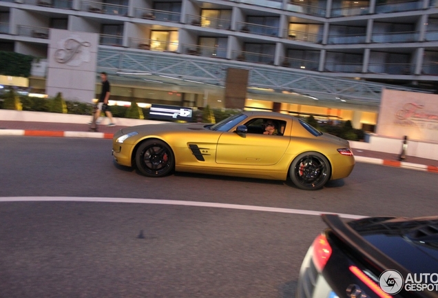 Mercedes-Benz SLS AMG