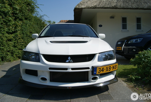 Mitsubishi Lancer Evolution IX