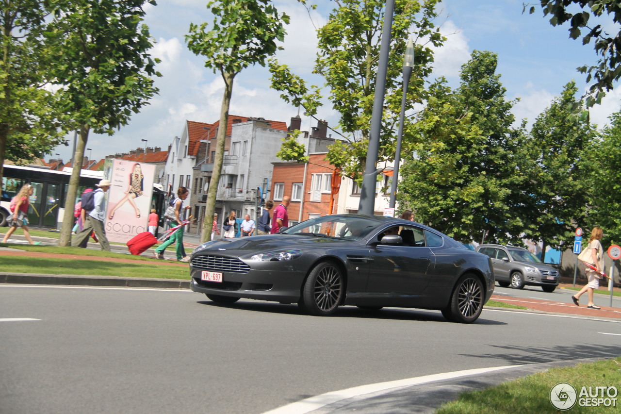 Aston Martin DB9