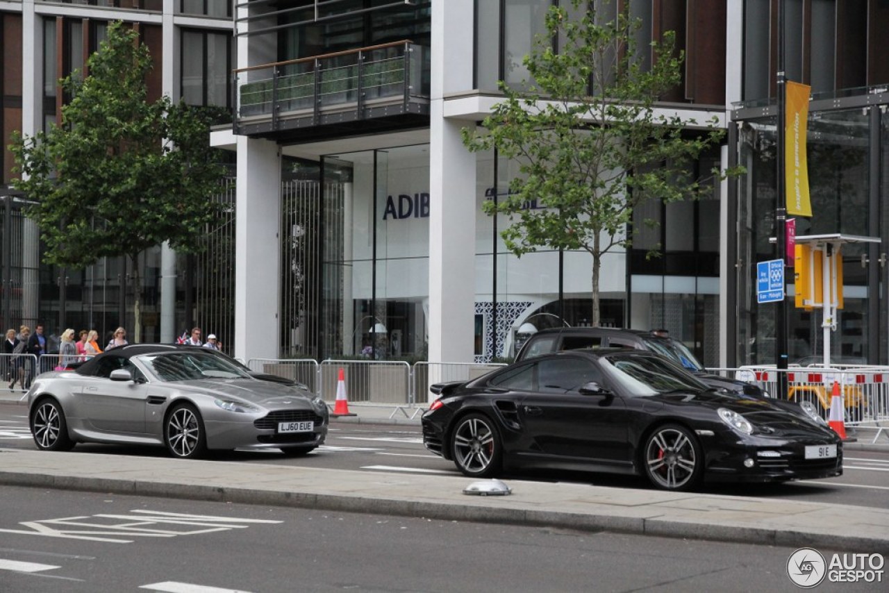 Aston Martin V8 Vantage N420 Roadster