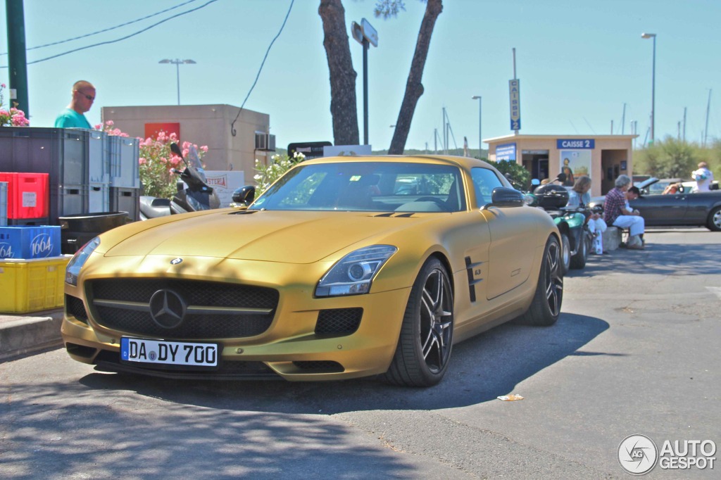 Mercedes-Benz SLS AMG