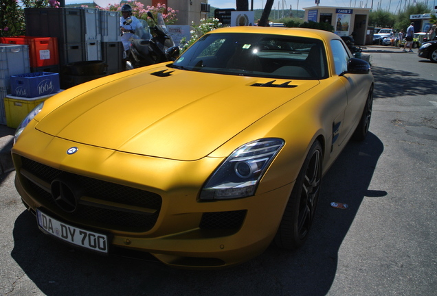 Mercedes-Benz SLS AMG