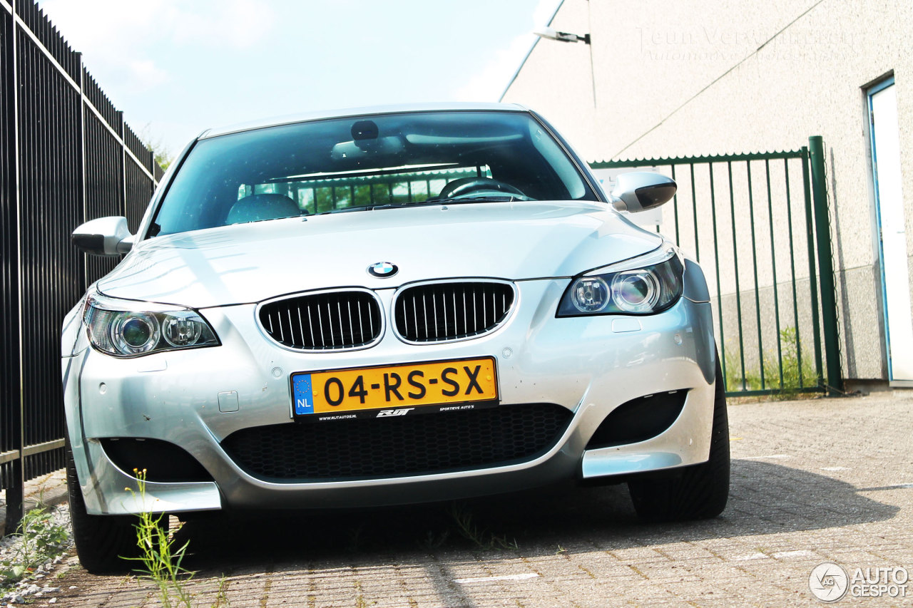 BMW M5 E60 2005