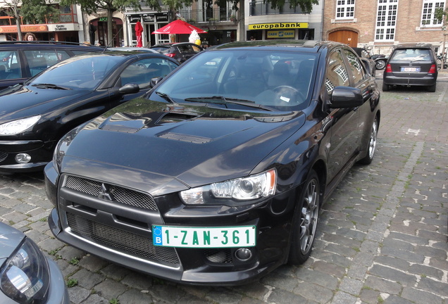 Mitsubishi Lancer Evolution X