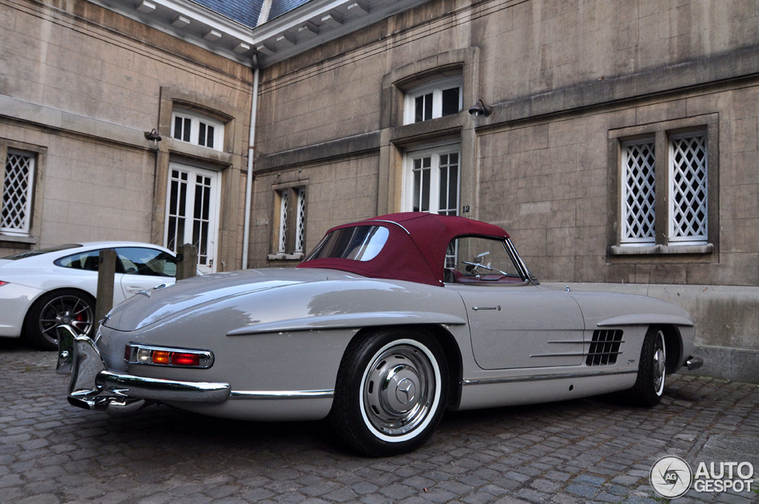 Mercedes-Benz 300SL Roadster