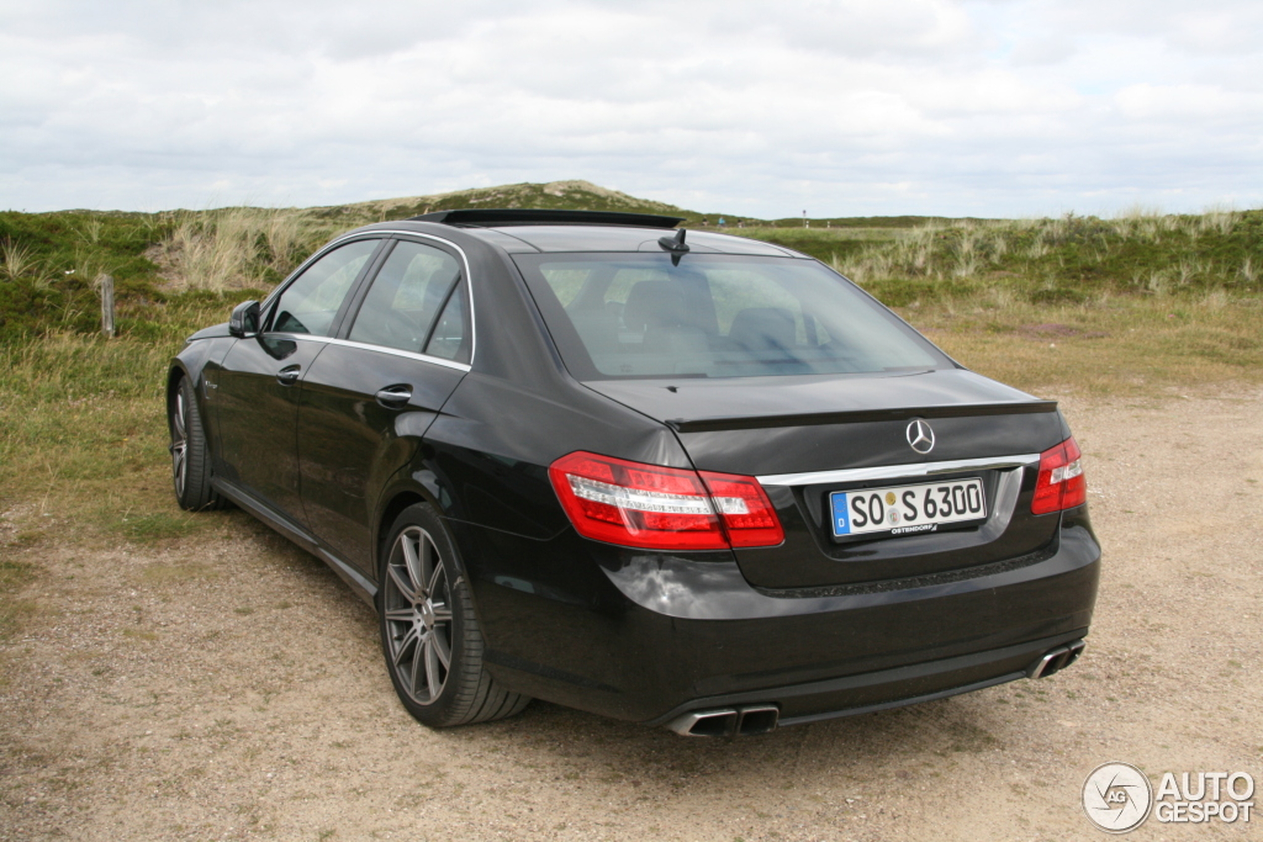 Mercedes-Benz E 63 AMG W212 V8 Biturbo