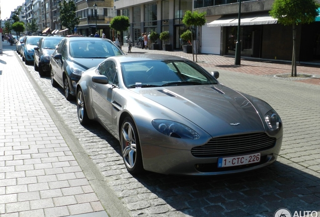 Aston Martin V8 Vantage