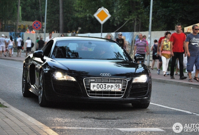 Audi R8 V10