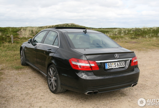 Mercedes-Benz E 63 AMG W212 V8 Biturbo