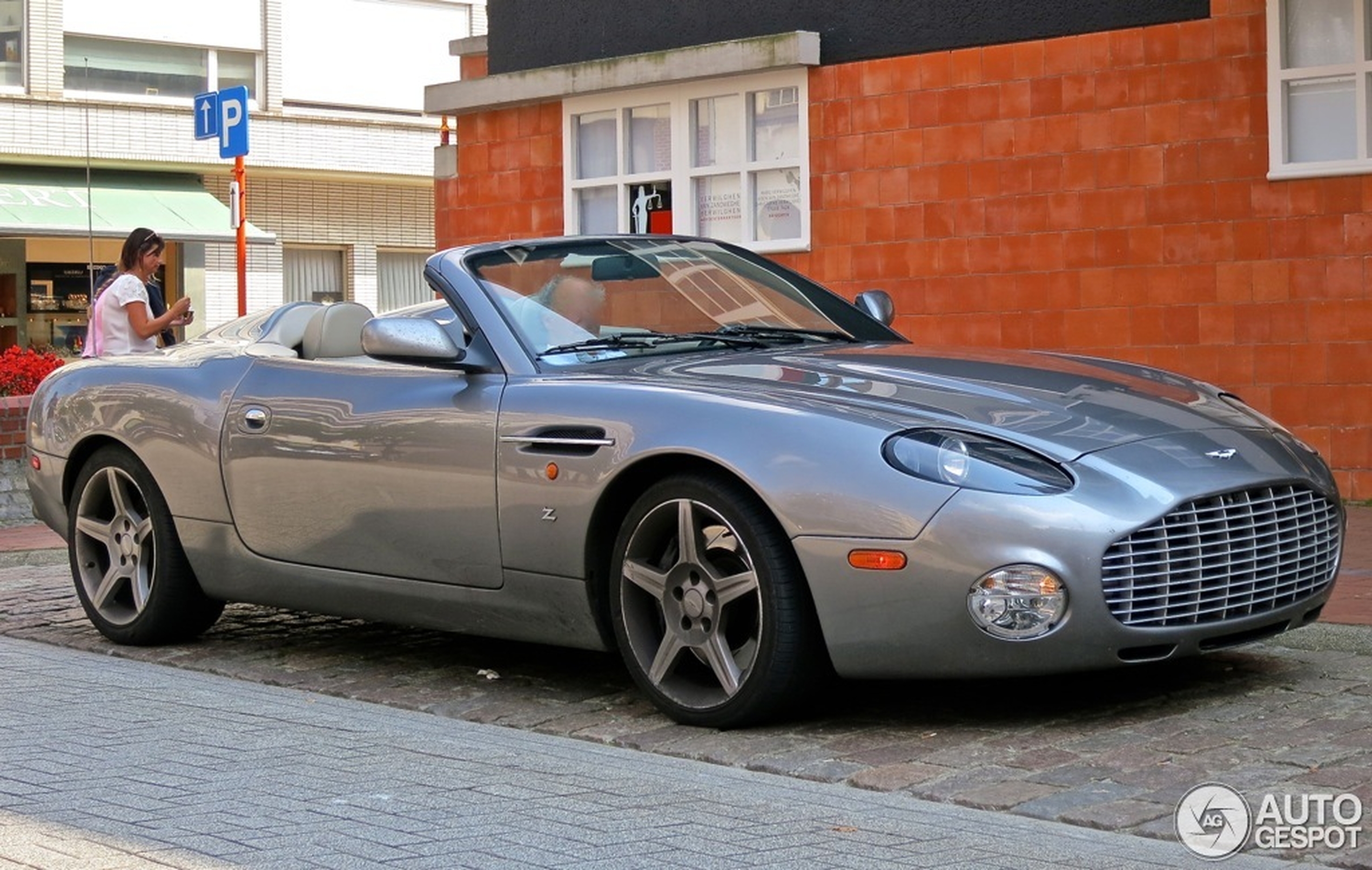 Aston Martin DB AR1