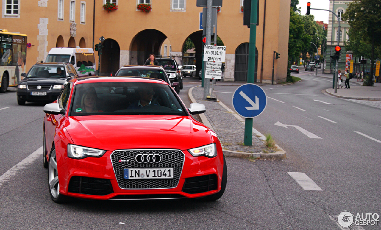 Audi RS5 B8 2012