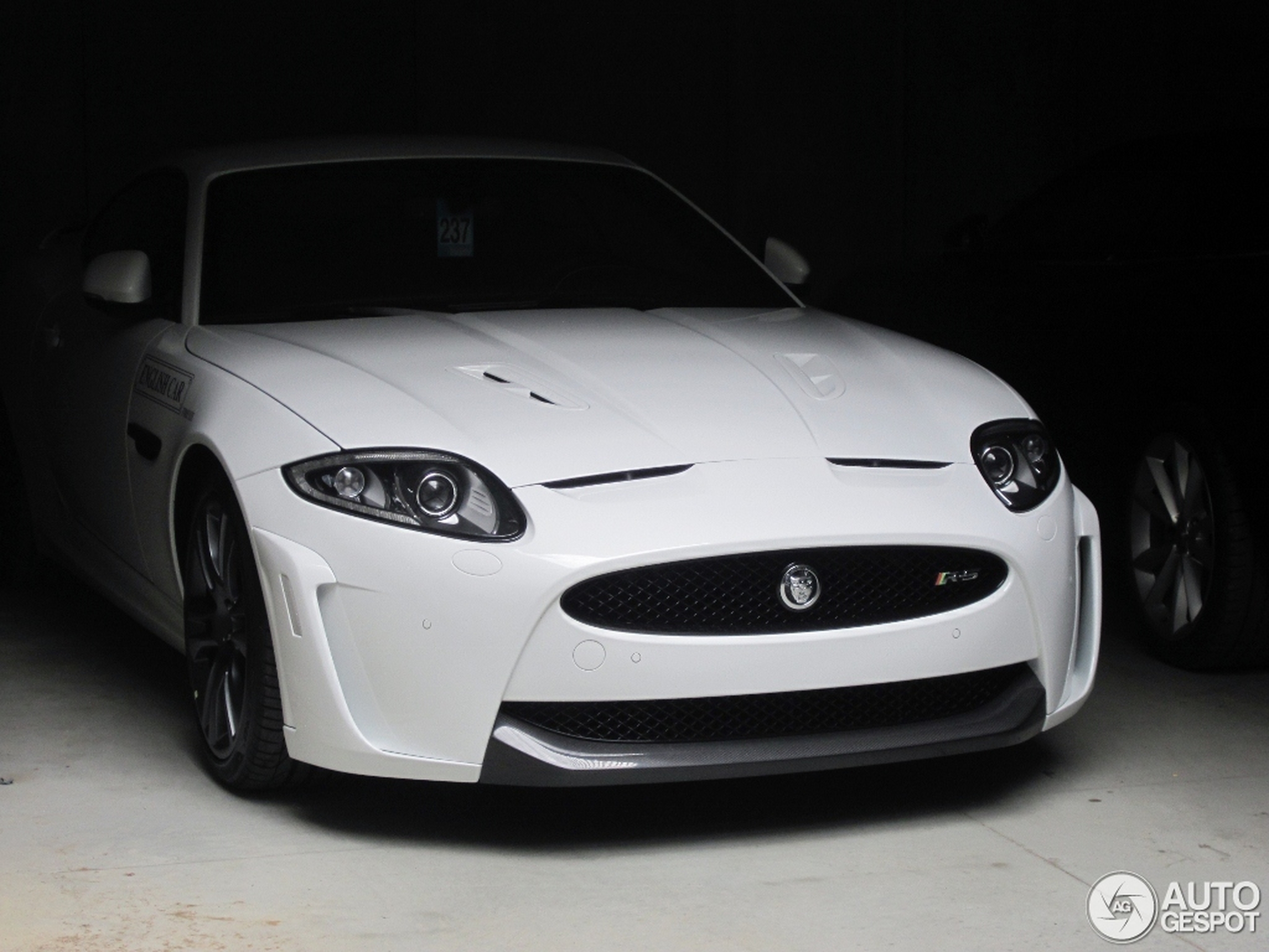 Jaguar XKR-S 2012