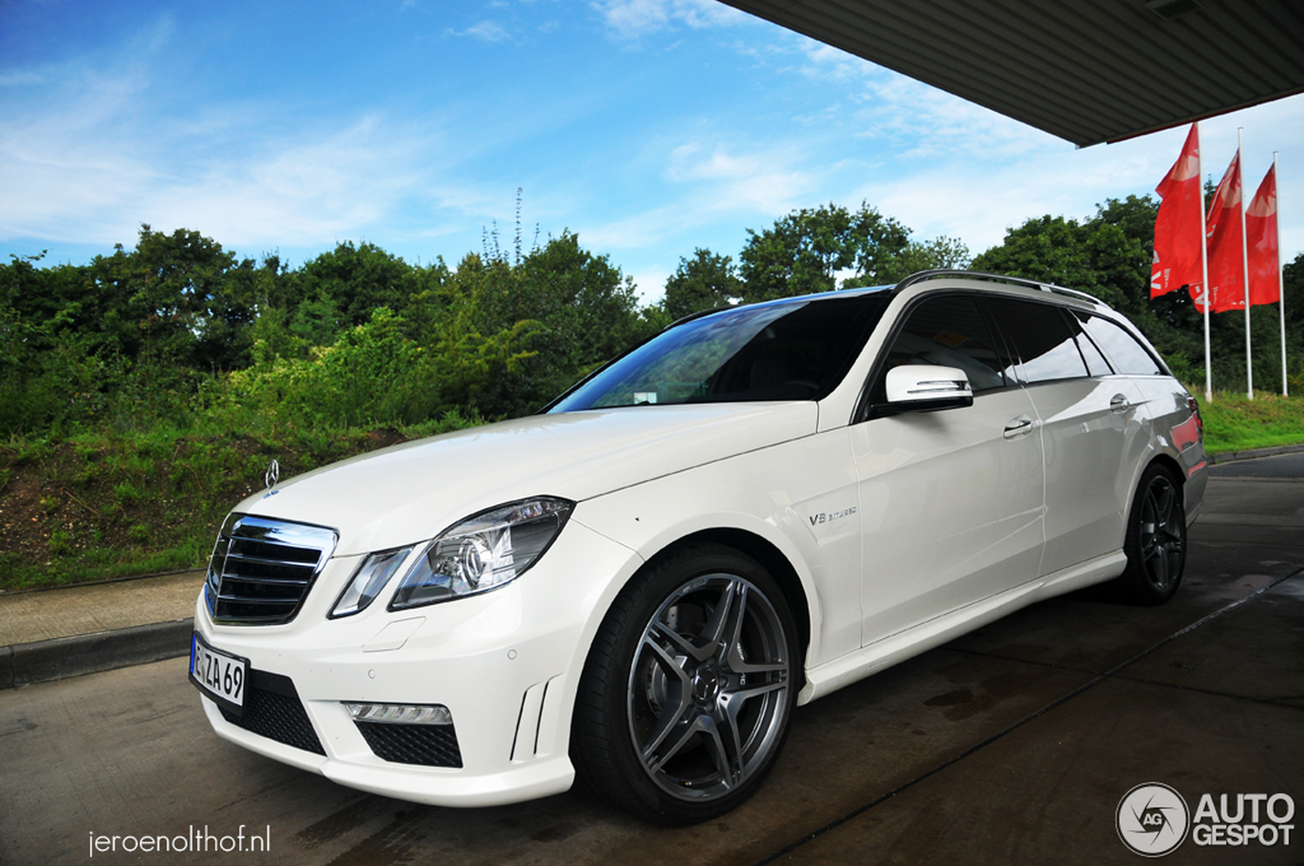 Mercedes-Benz E 63 AMG S212 V8 Biturbo