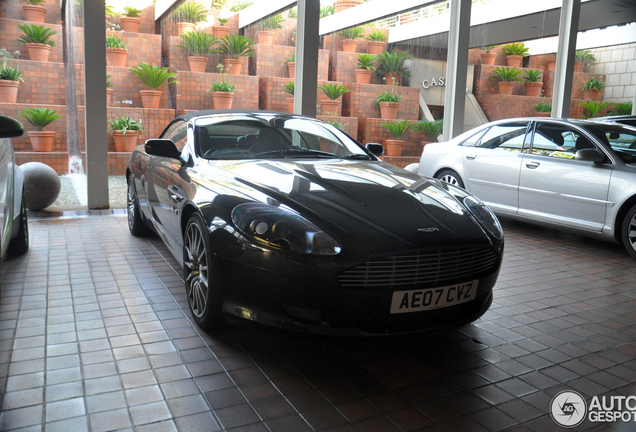 Aston Martin DB9 Volante