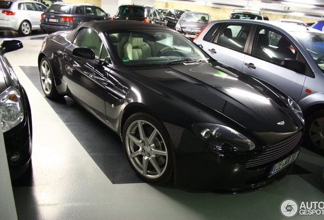 Aston Martin V8 Vantage Roadster