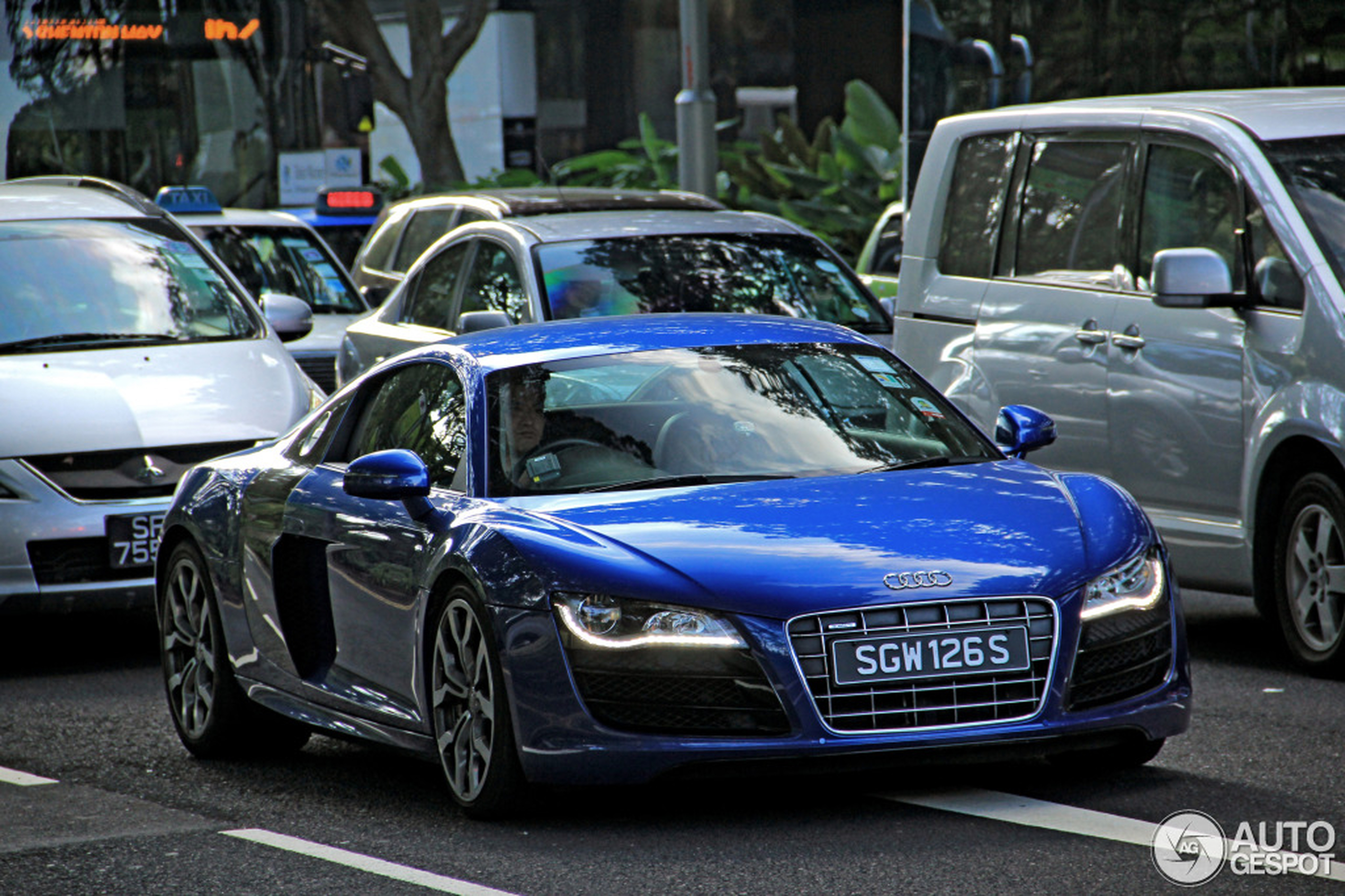 Audi R8 V10