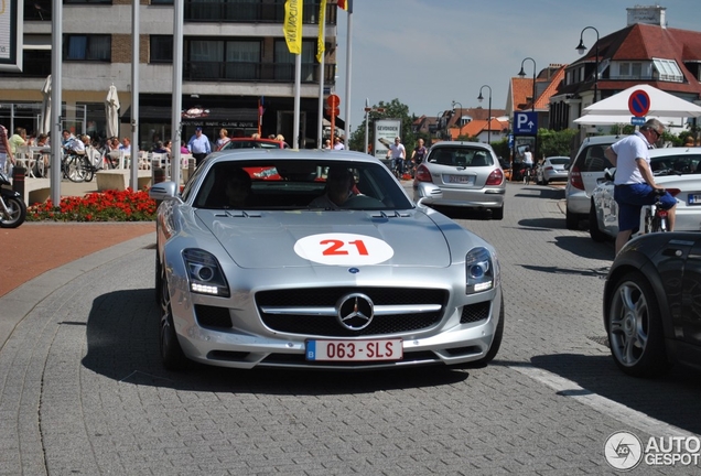 Mercedes-Benz SLS AMG