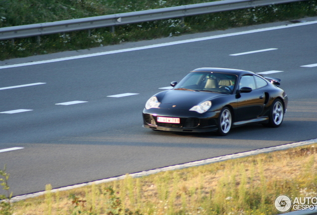 Porsche 996 Turbo