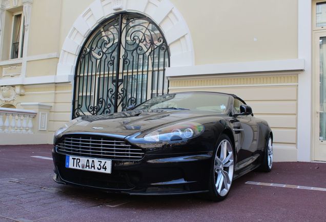 Aston Martin DBS Volante