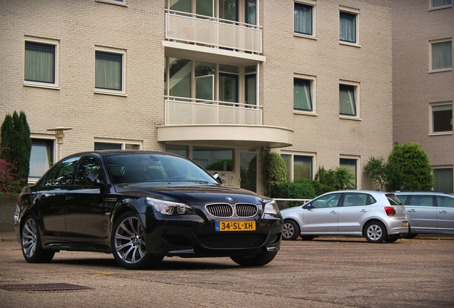 BMW M5 E60 2005