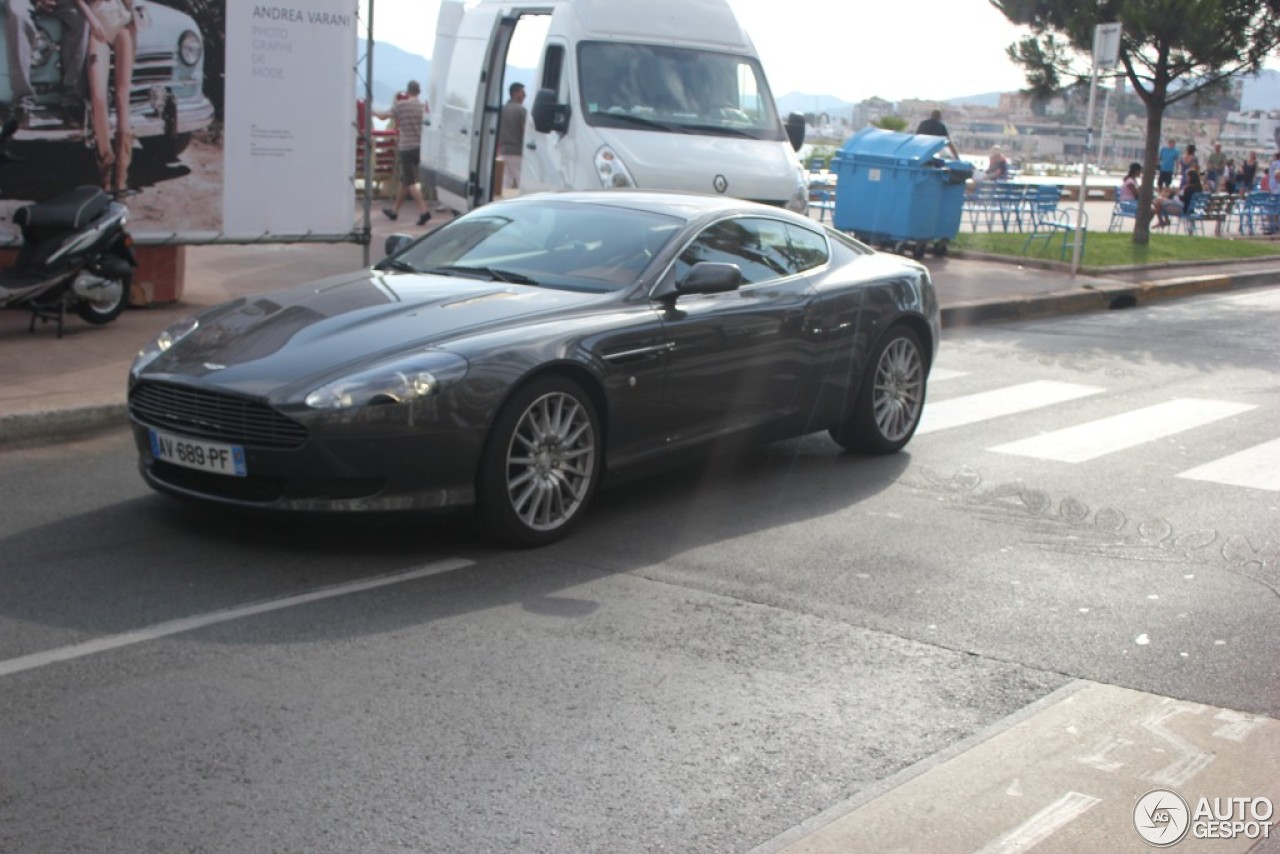 Aston Martin DB9