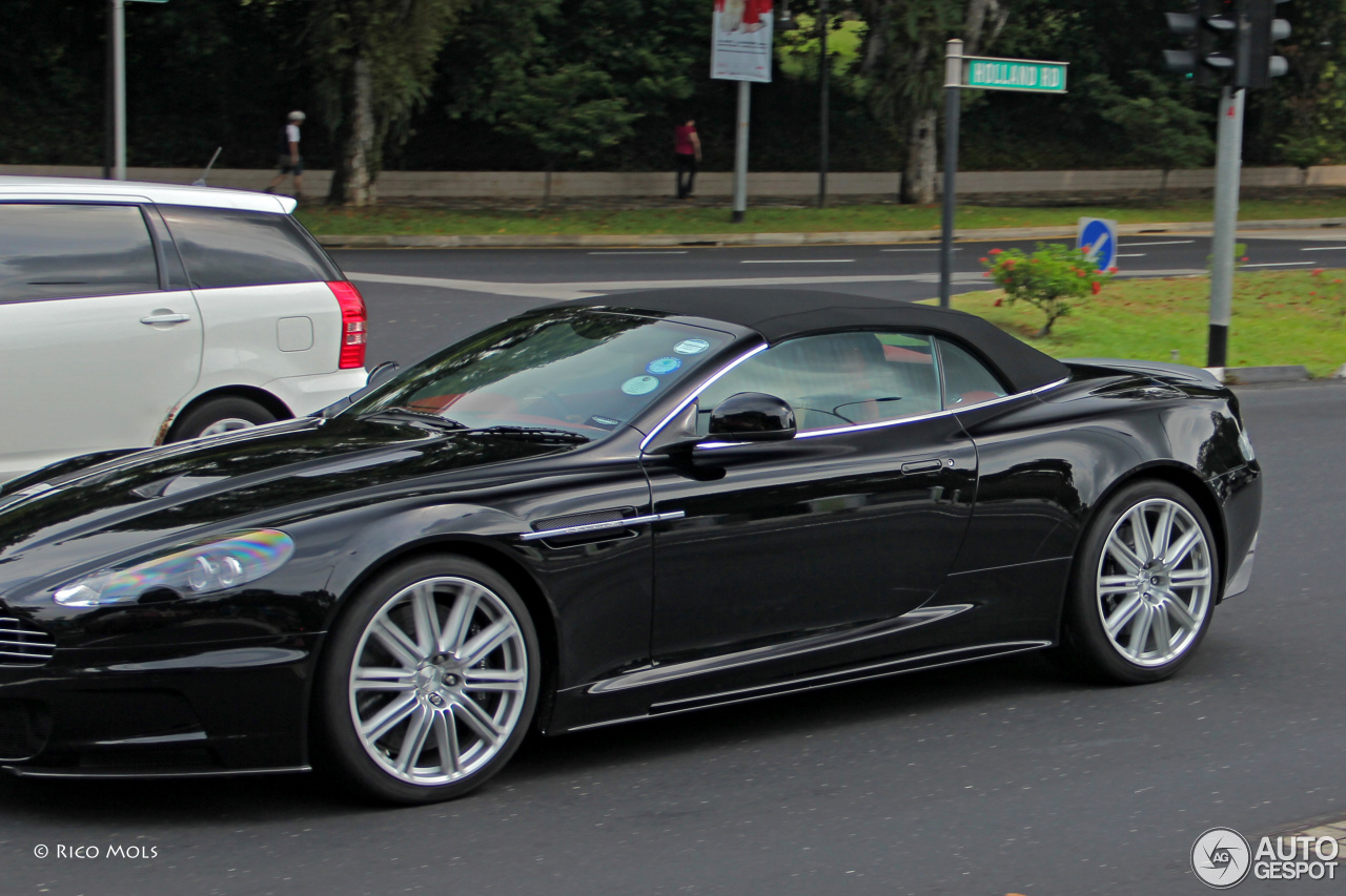 Aston Martin DBS Volante