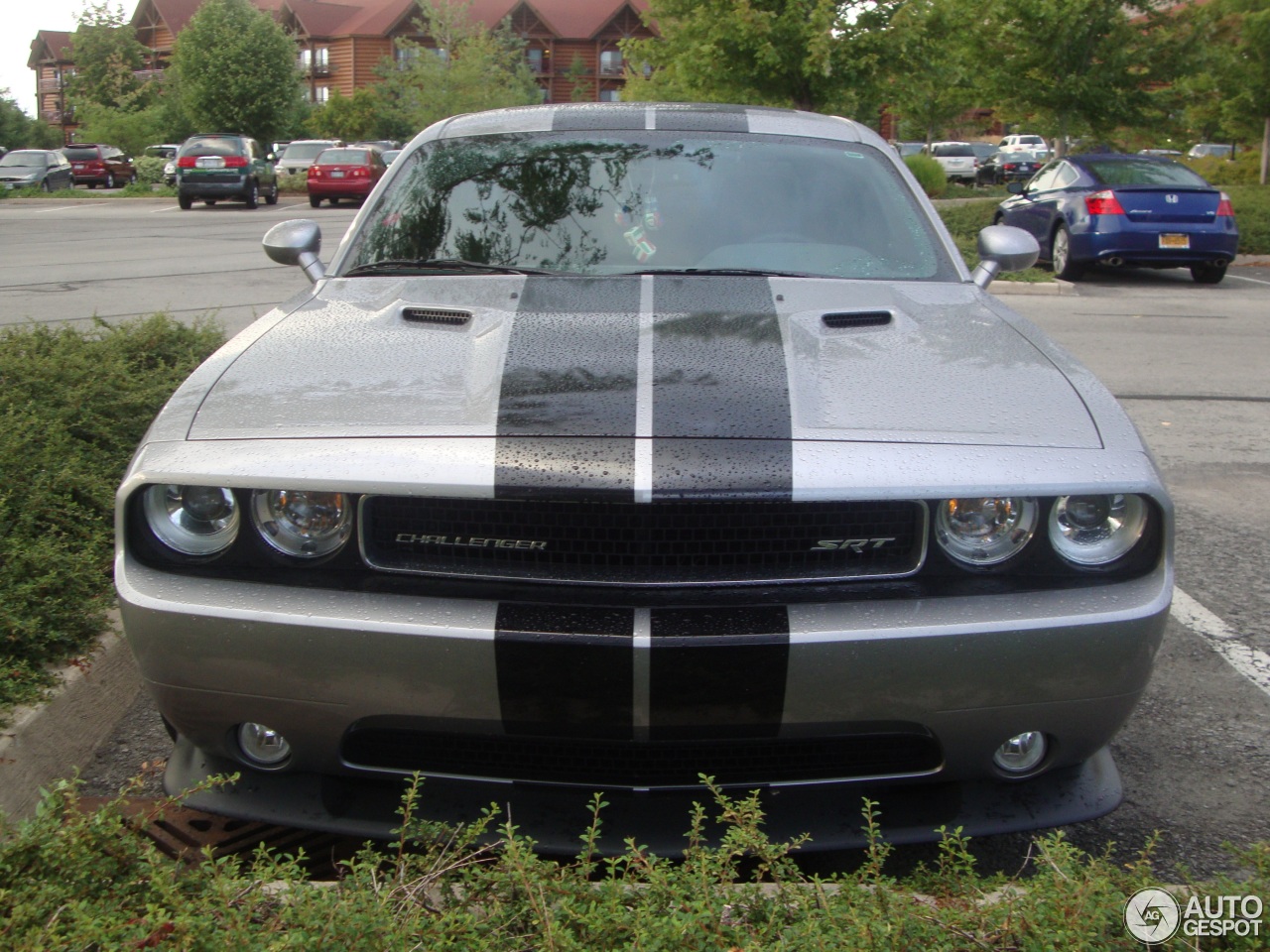 Dodge Challenger SRT-8 392