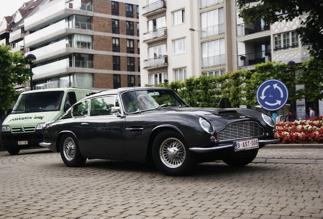 Aston Martin DB6 Vantage MKII