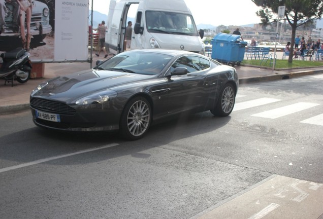 Aston Martin DB9