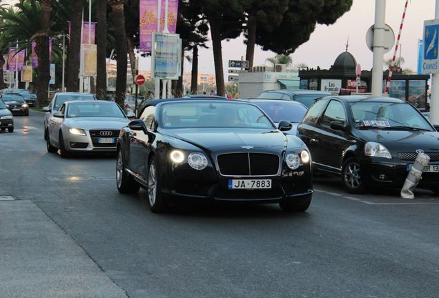 Bentley Continental GTC V8