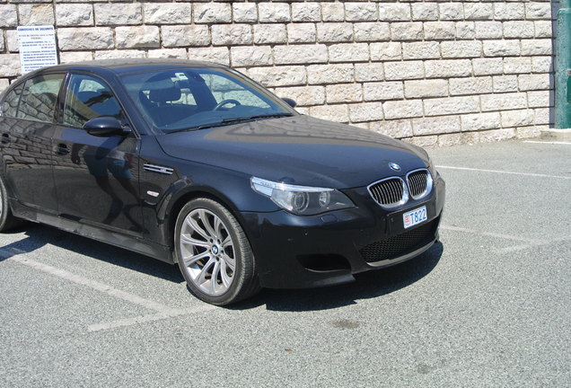 BMW M5 E60 2005