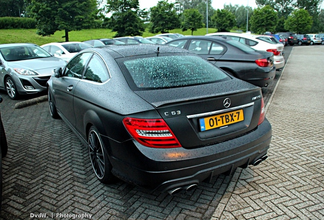 Mercedes-Benz C 63 AMG Coupé