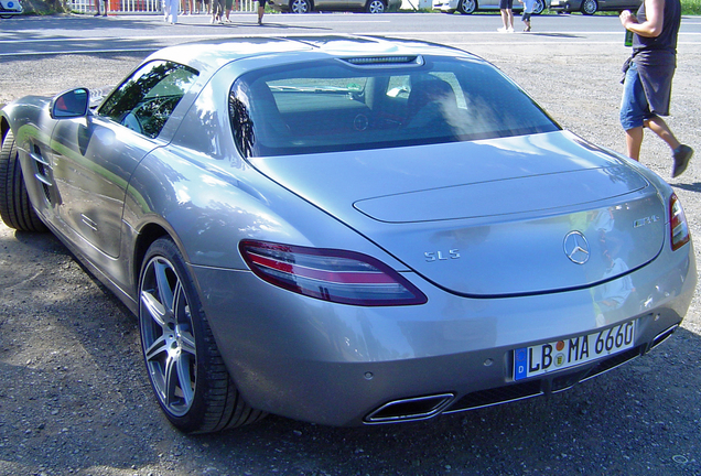 Mercedes-Benz SLS AMG