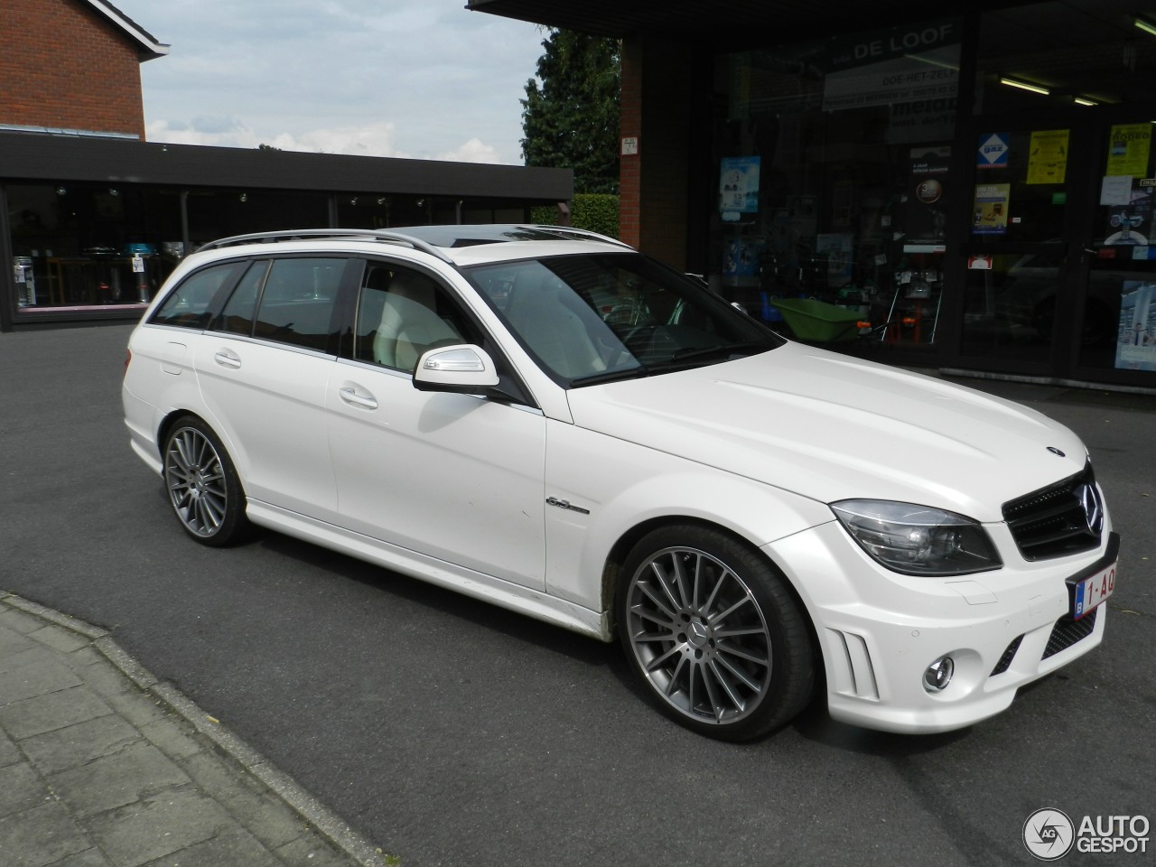 Mercedes-Benz C 63 AMG Estate