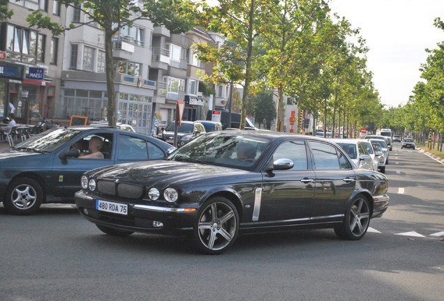 Jaguar XJR Portfolio