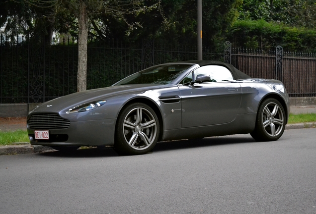 Aston Martin V8 Vantage Roadster