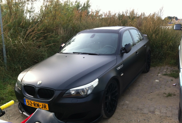 BMW M5 E60 2005