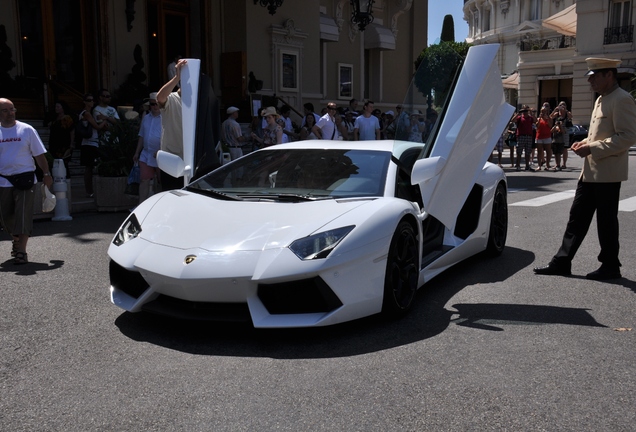 Lamborghini Aventador LP700-4