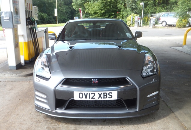 Nissan GT-R 2012