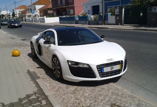 Audi R8 V10