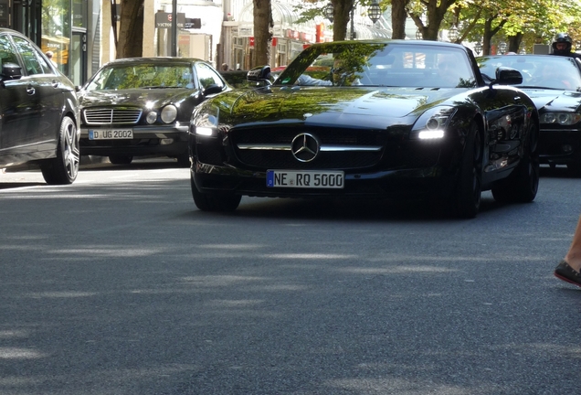 Mercedes-Benz SLS AMG Roadster