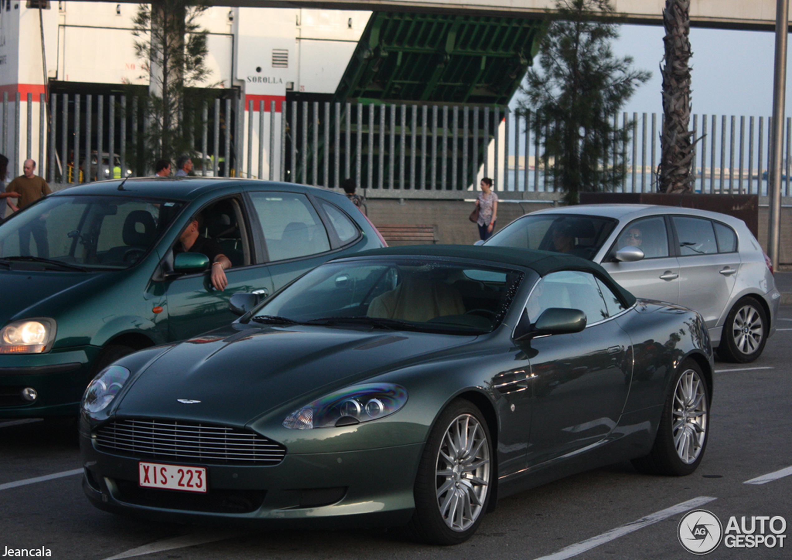 Aston Martin DB9 Volante