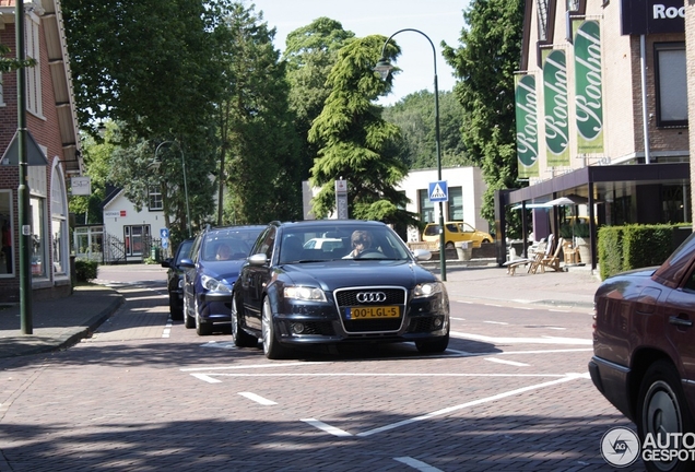 Audi RS4 Avant B7