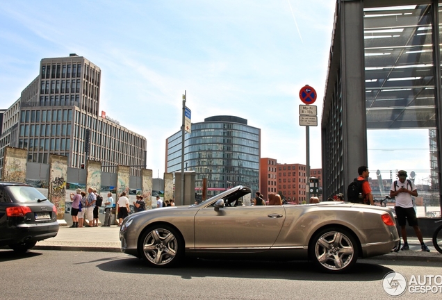 Bentley Continental GTC 2012