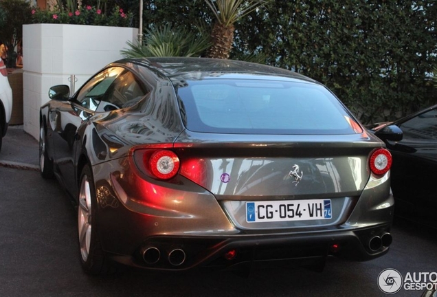 Ferrari FF