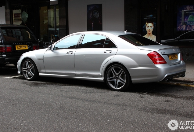 Mercedes-Benz S 65 AMG V221 2010