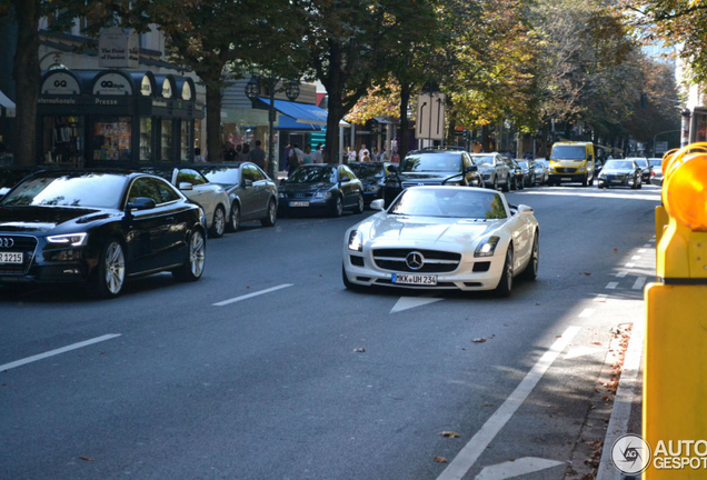 Mercedes-Benz SLS AMG Roadster