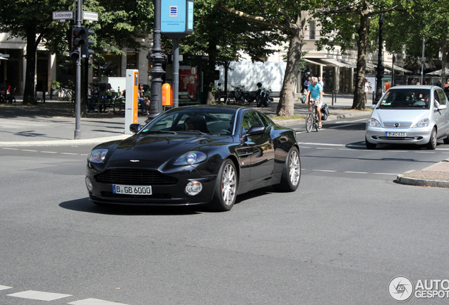 Aston Martin Vanquish S