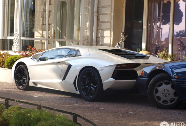 Lamborghini Aventador LP700-4