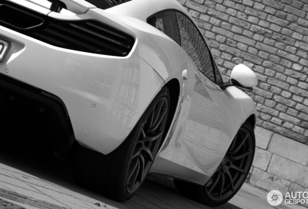 McLaren 12C